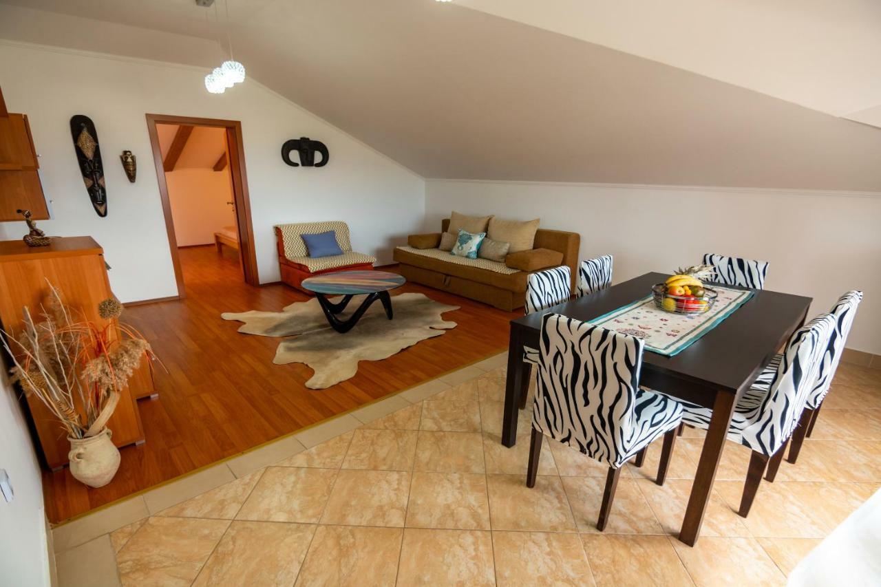 Apartmani Ivan لوبار المظهر الخارجي الصورة