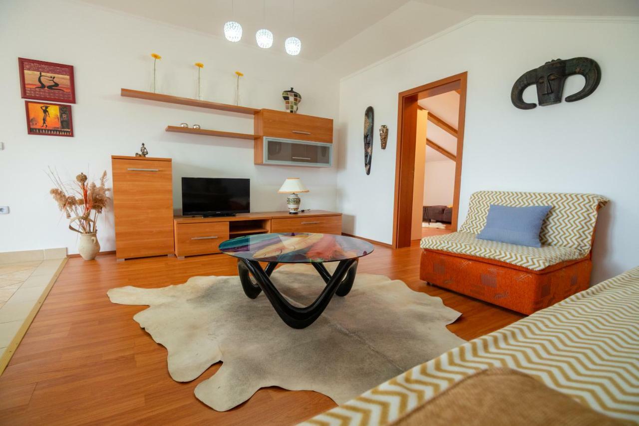 Apartmani Ivan لوبار المظهر الخارجي الصورة