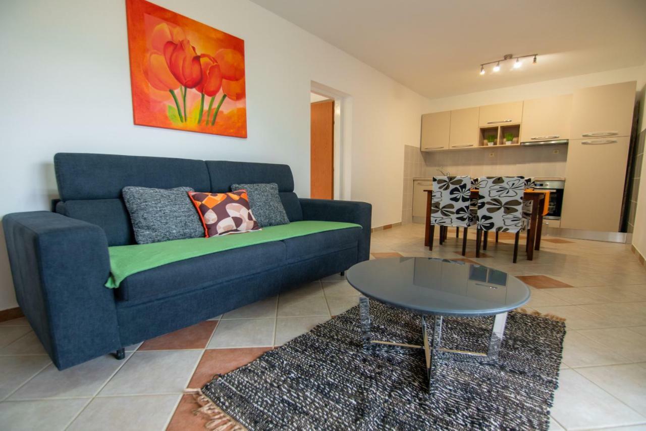 Apartmani Ivan لوبار المظهر الخارجي الصورة