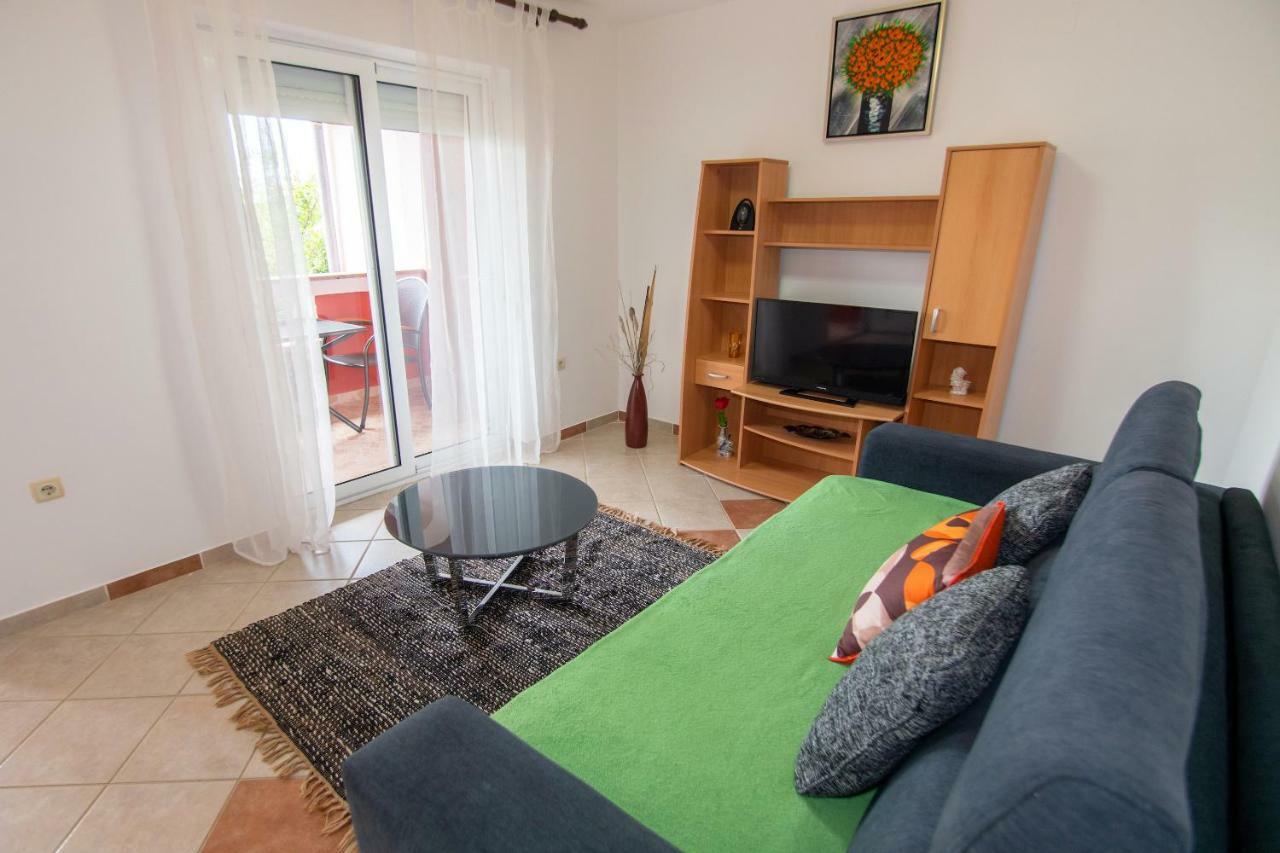 Apartmani Ivan لوبار المظهر الخارجي الصورة