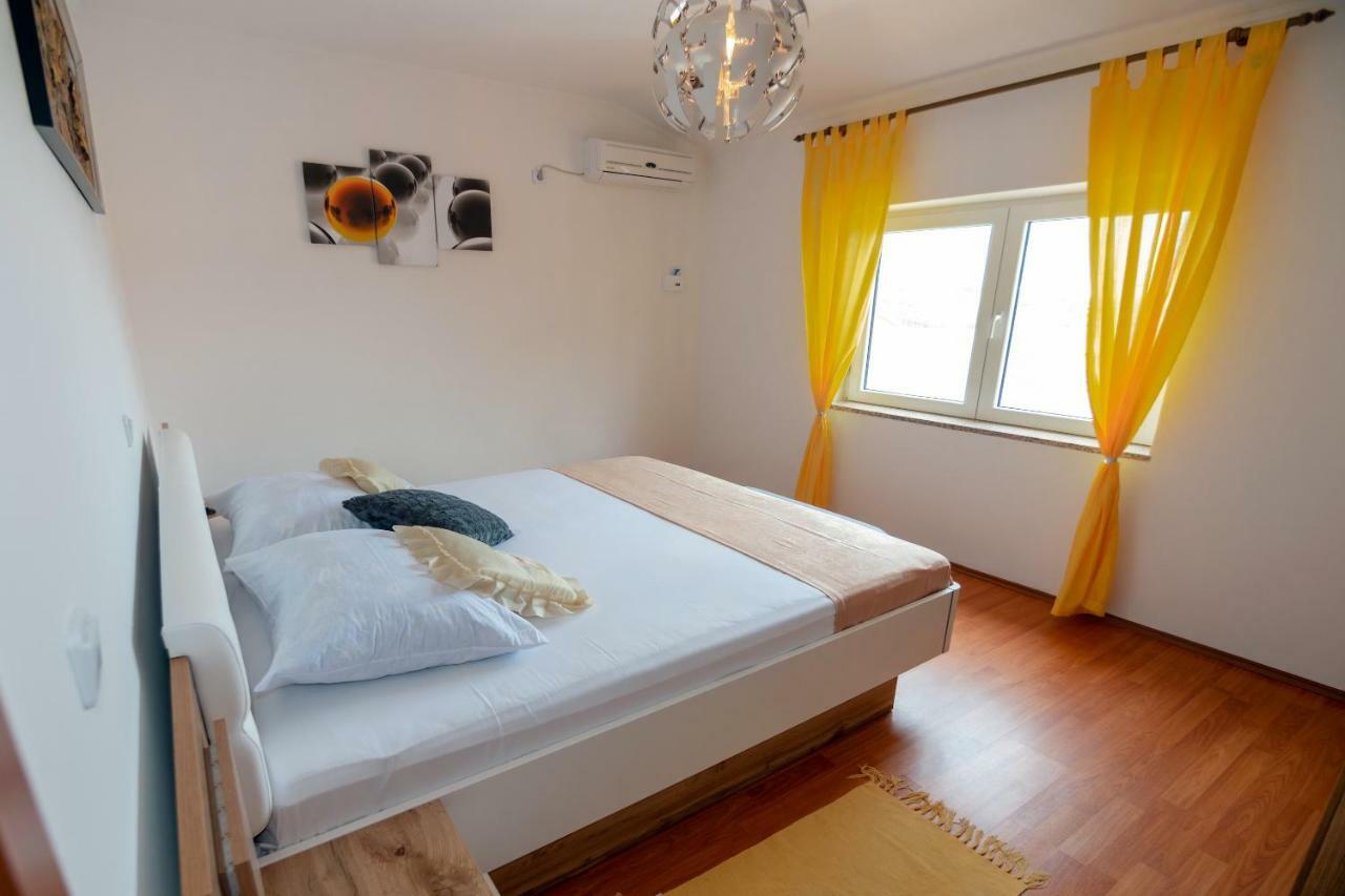 Apartmani Ivan لوبار المظهر الخارجي الصورة