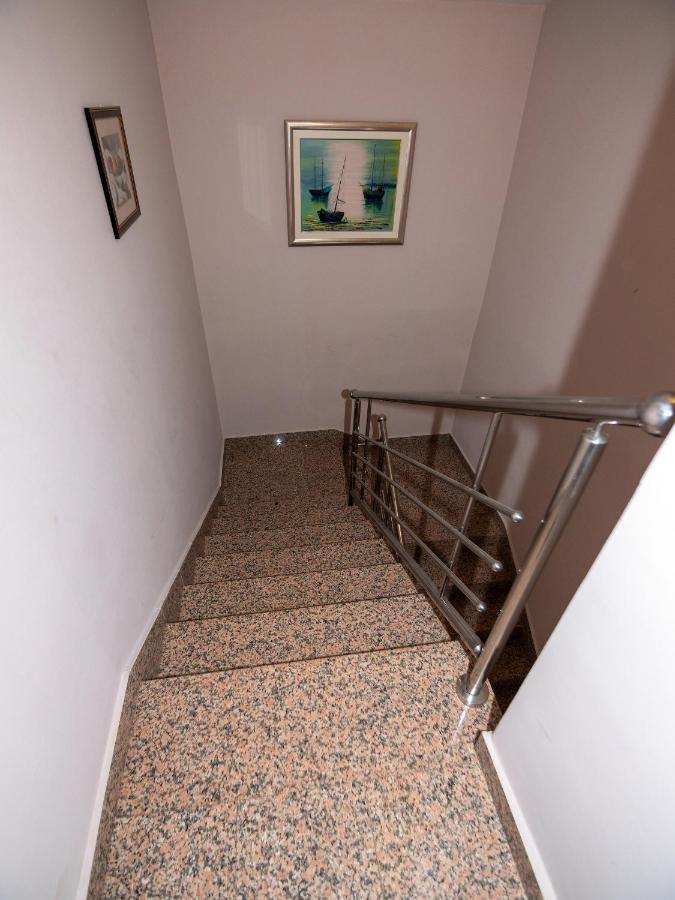 Apartmani Ivan لوبار المظهر الخارجي الصورة